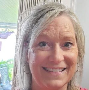 Meet your Posher, Leann